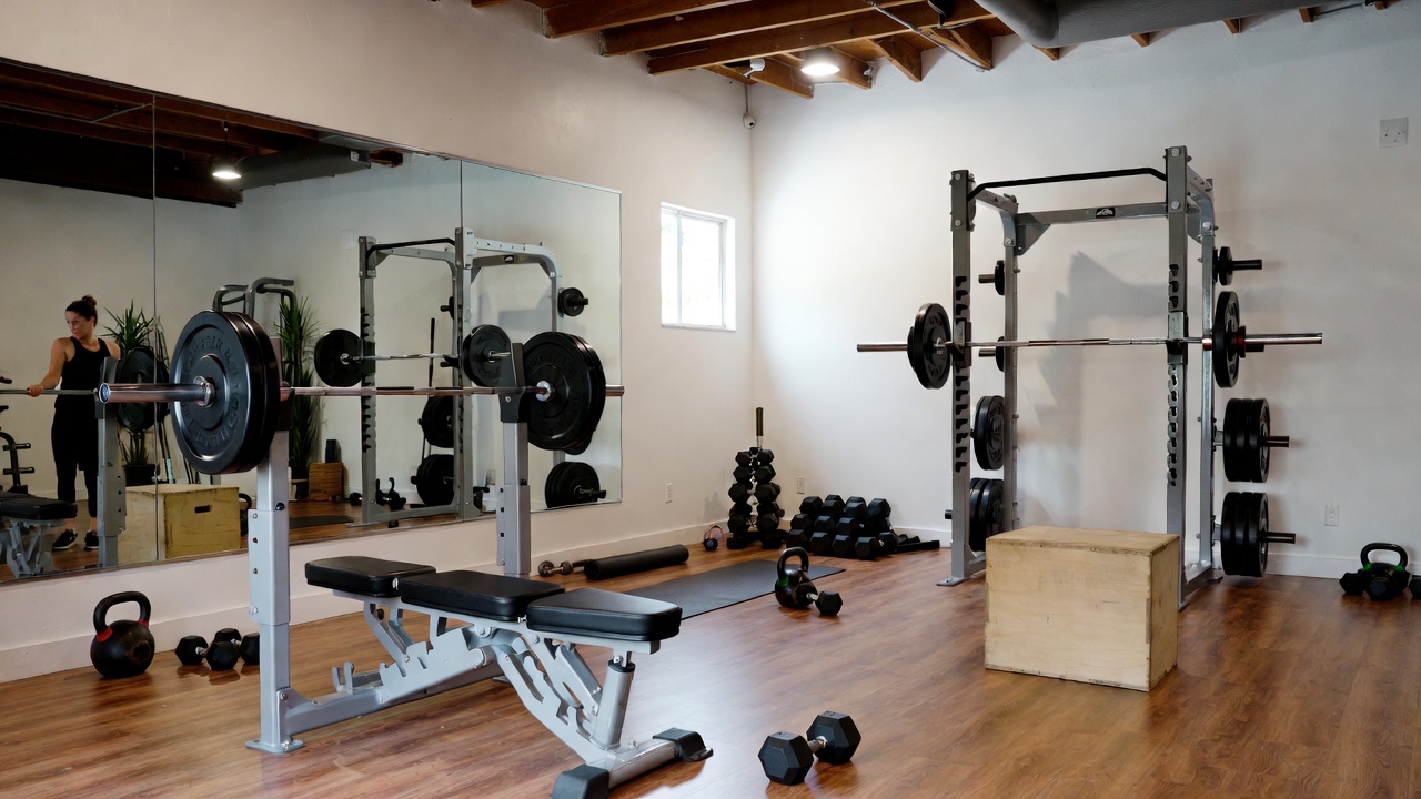 Body Awareness and Posture Correction for Carmel Valley Desk Workers